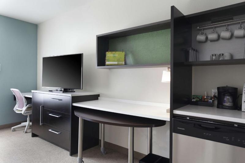 Home2 Suites by Hilton Louisville Airport/Expo Center - image 7