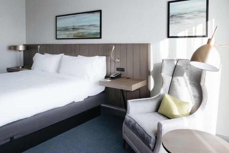 King Room image 3