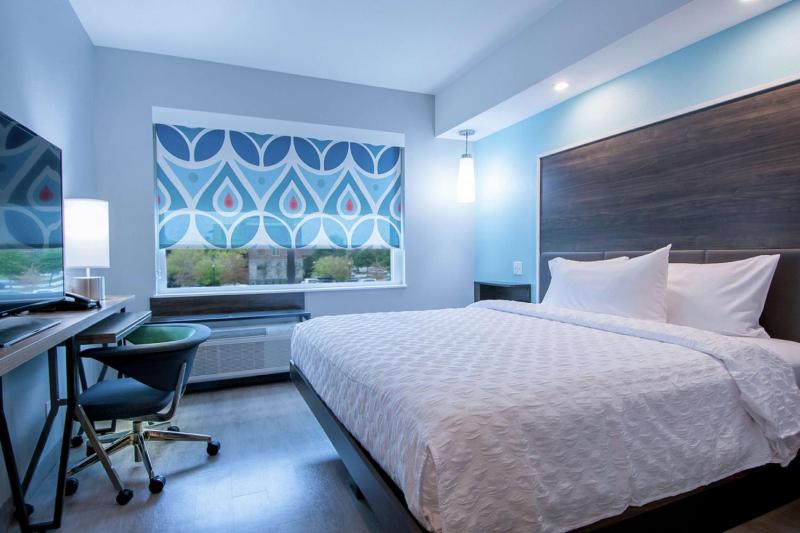 King Room image 3