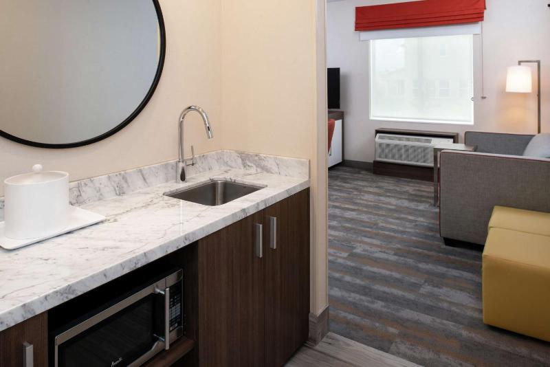 King Studio Suite - Hearing Accessible/Non-Smoking image 3