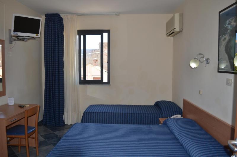 Double or Twin Room image 1