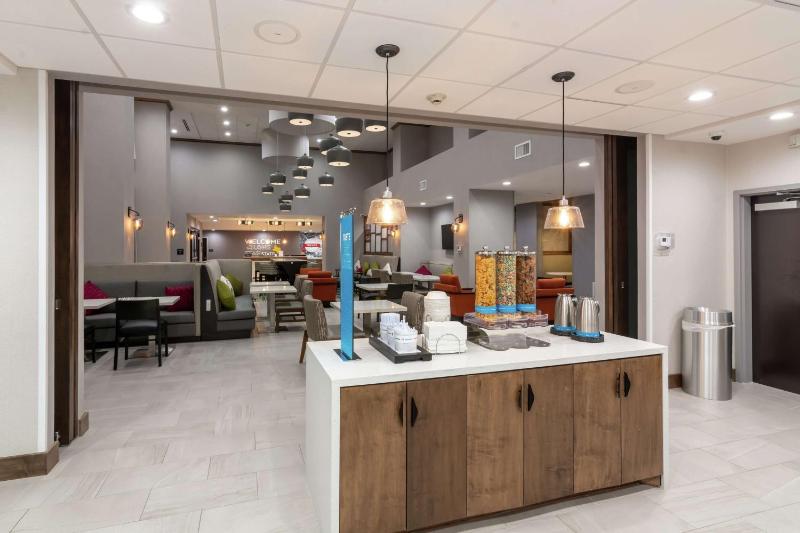 Hampton by Hilton Dallas East - image 21