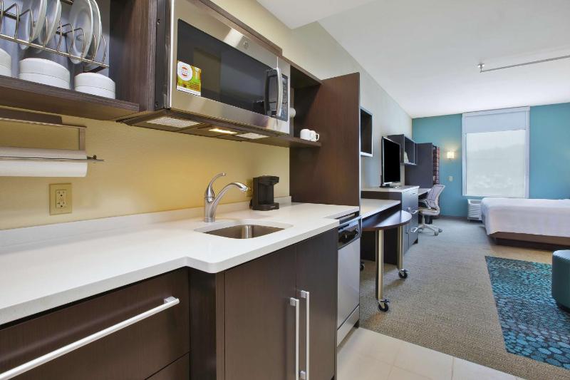 King Studio Suite - Non-Smoking image 1