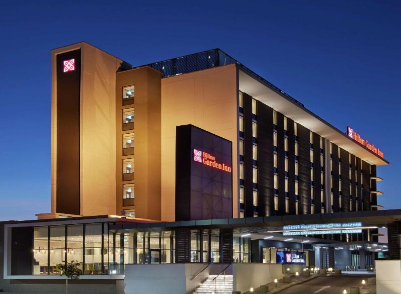 Hilton Garden Inn Gaborone - image 1