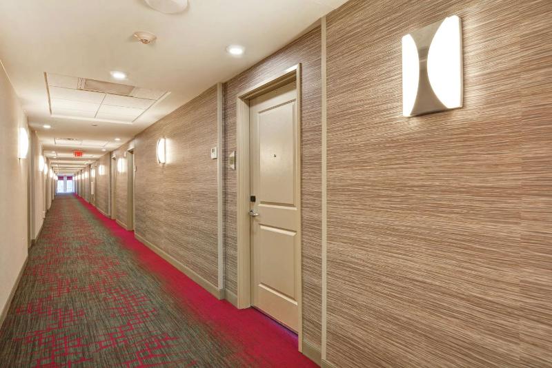 Home2 Suites By Hilton Charleston West Ashley - image 10