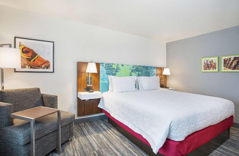 King Room image 4