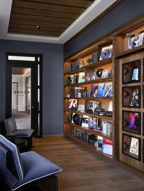 The Sound Hotel Seattle Belltown Tapestry Collection by Hilton - image 12