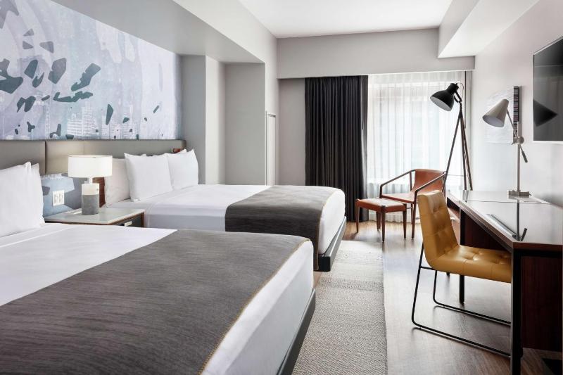 The Sound Hotel Seattle Belltown Tapestry Collection by Hilton - image 3