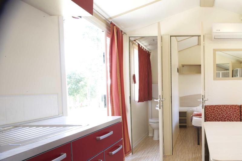 Deluxe Mobile Home (4 Adults) image 4