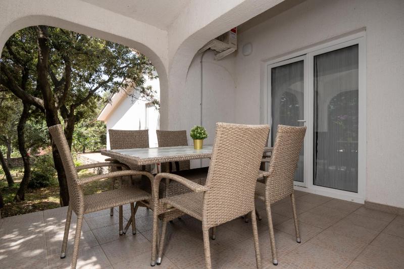 Two-Bedroom Apartment with Terrace image 4