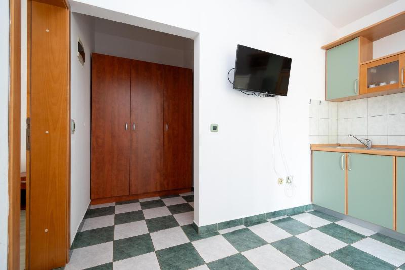 Two-Bedroom Apartment with Terrace image 2