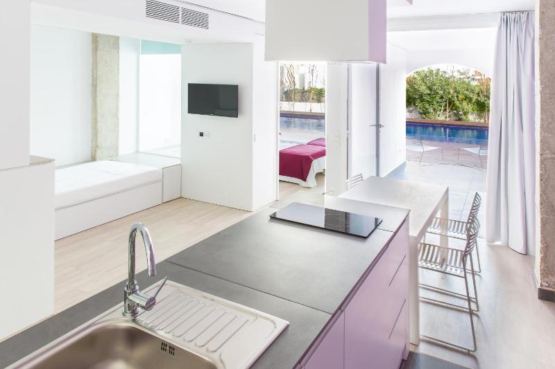 Premium One-Bedroom Apartment with Private Pool - ONLY ADULTS image 3