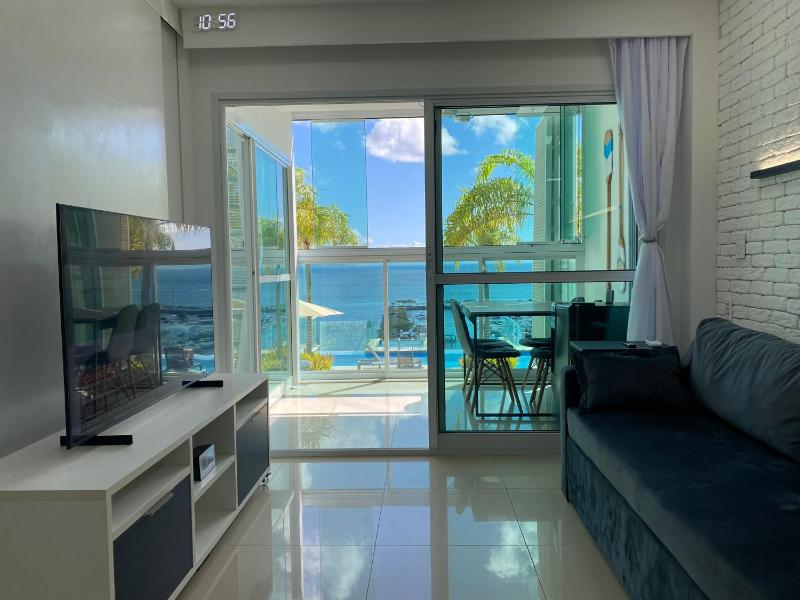 Apartment with Sea View image 1