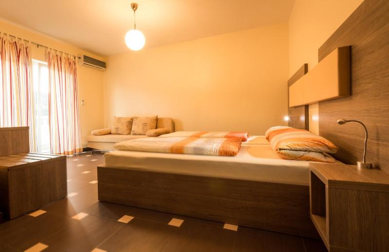 Quadruple Room with Balcony and Sea View image 2