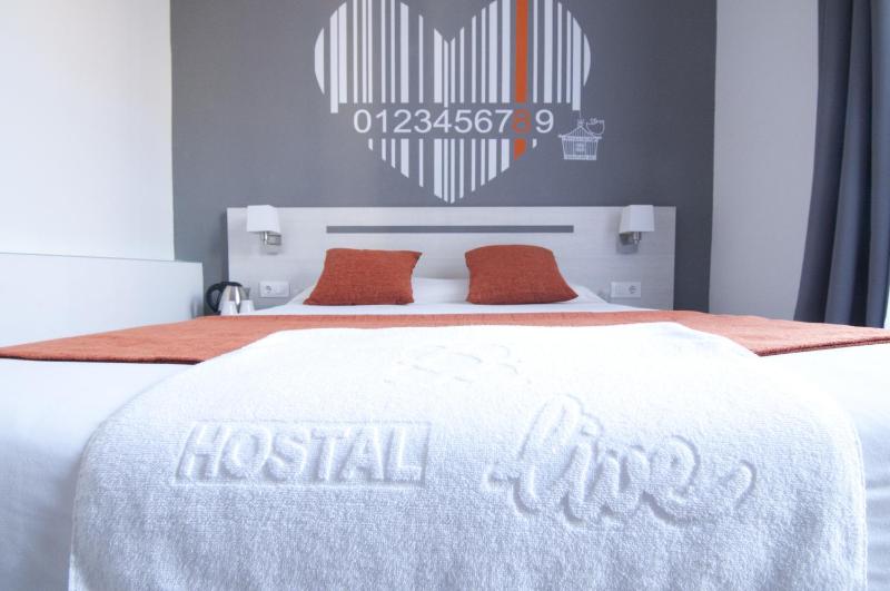 Superior Double or Twin Room with Terrace image 3