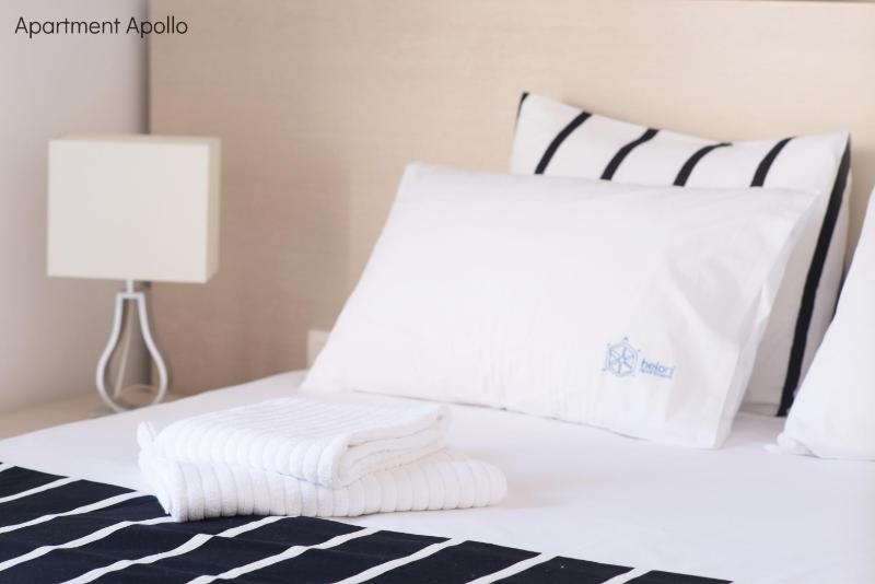 Deluxe Apartment Apollo with Terrace image 2