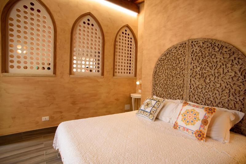 Superior Triple Room image 1