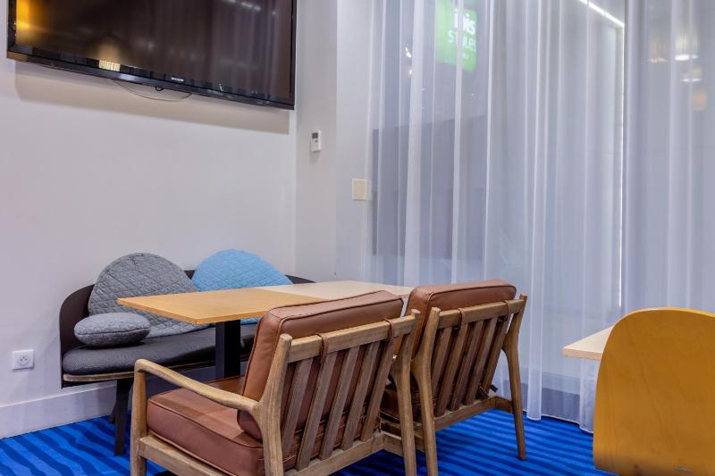 ibis Styles La Rochelle Centre - image 13