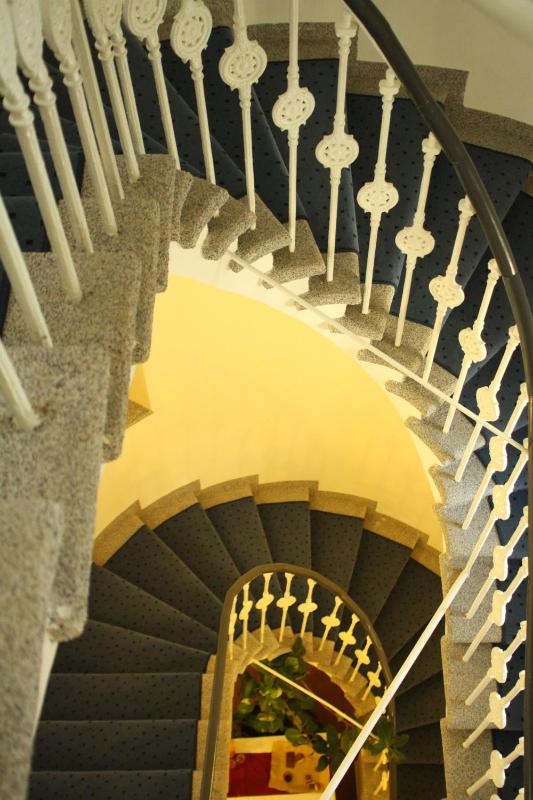 Standard Double Room image 3