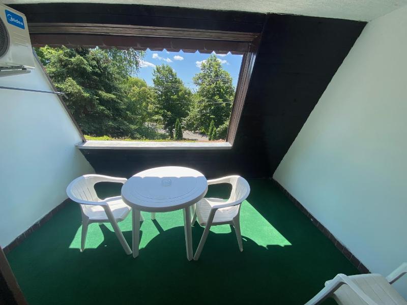 Deluxe Family Room image 2