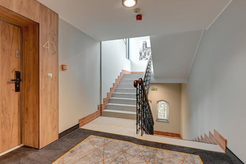 Waterlane Vintage - Fitness & Parking by Downtown Apartments - image 16