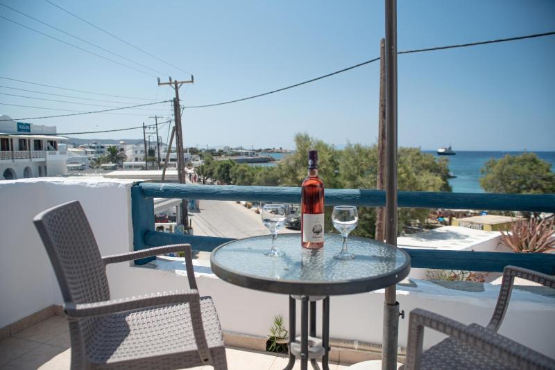 Studio with Sea View image 1