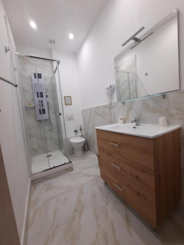 LE CAMERE DI VIA MECCIO - image 9