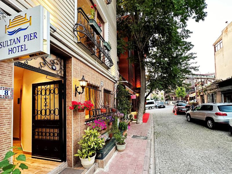 Sultan Pier Hotel - image 7
