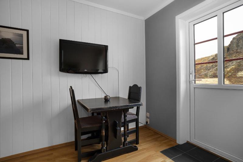 Apartment with Lake View image 3