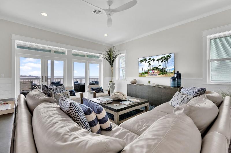 Kite One - Private bayside home with Pool and Hot Tub home - image 48