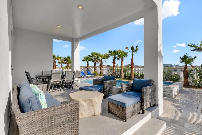 Kite One - Private bayside home with Pool and Hot Tub home - image 26
