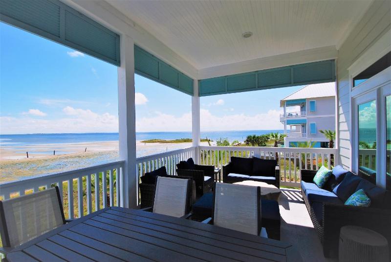 Kite One - Private bayside home with Pool and Hot Tub home - image 2