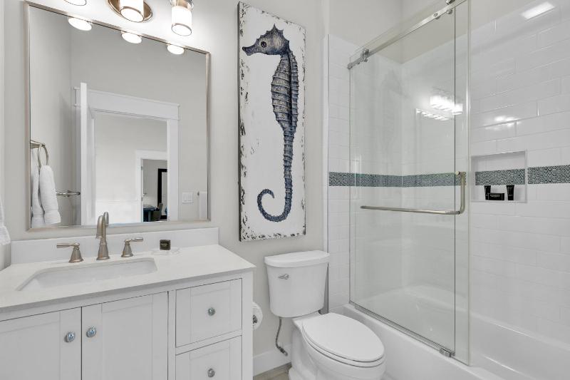 Kite One - Private bayside home with Pool and Hot Tub home - image 50