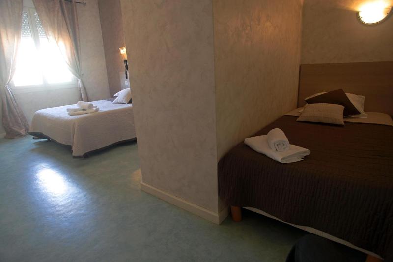 Triple Room image 4