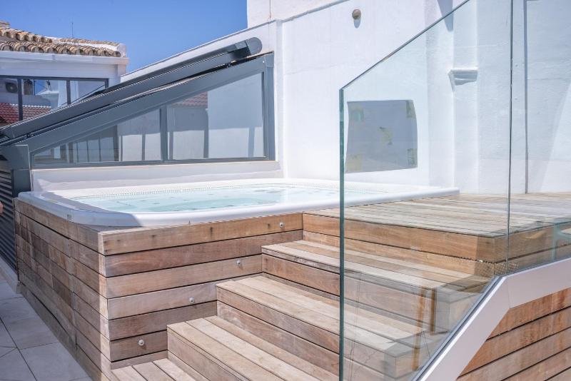 Honest Sevilla Apartments - image 8