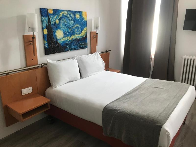 Triple Room image 1