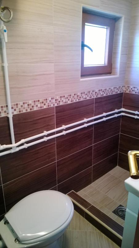 One-Bedroom Apartment with Garden View image 3