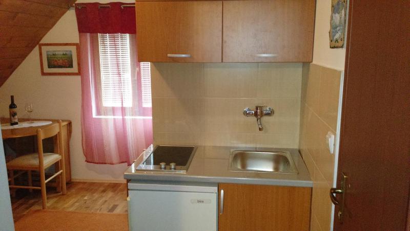 One-Bedroom Apartment with Garden View image 2