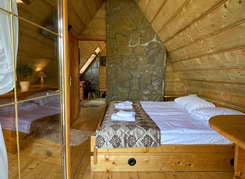 Triple Room with Two Bedrooms and Balcony image 4