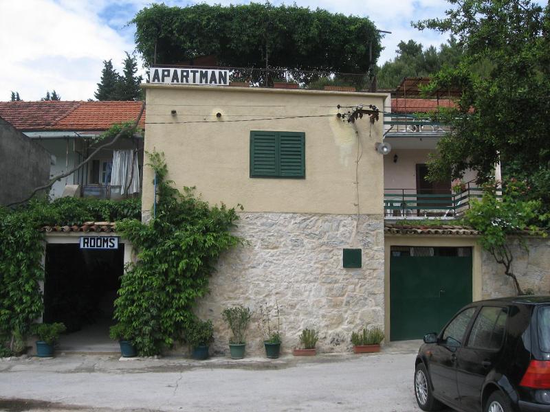 Apartment with Garden View image 2