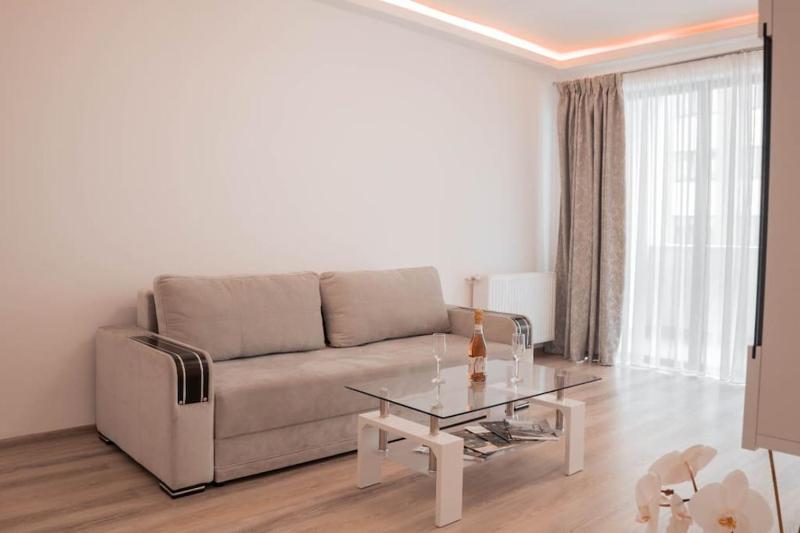 Apartament zona Coresi mall Images