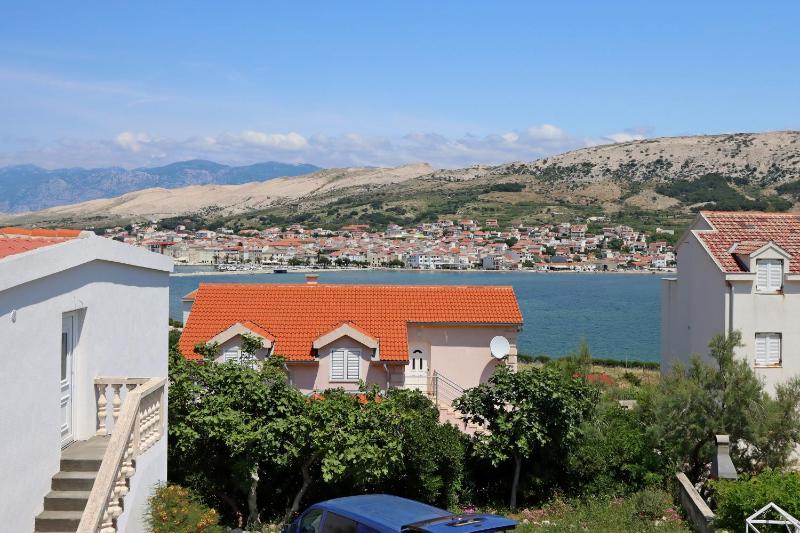 Two-Bedroom Apartment with Terrace and Sea View image 3