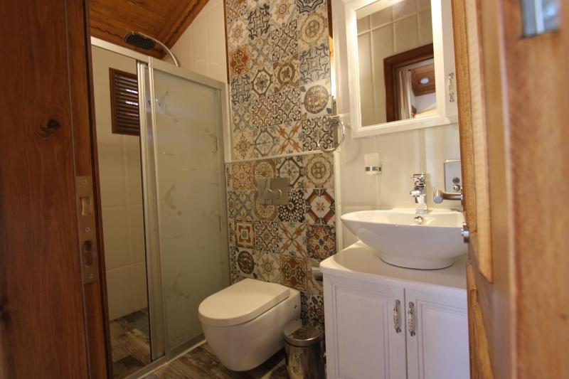 Standard Double Room image 2