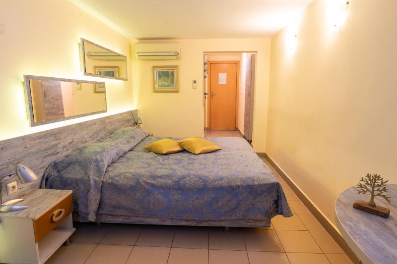 Economy Double or Twin Room image 3