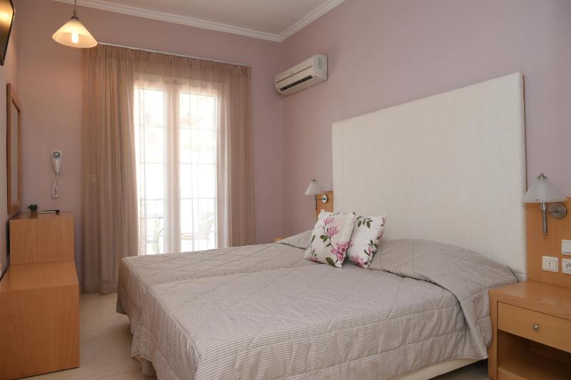 One-Bedroom Apartment (3 Adults) image 2