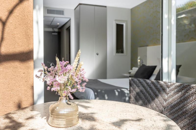 Double Room with Terrace image 1