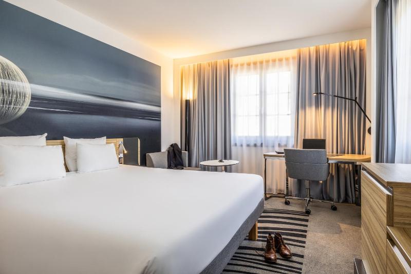 Superior Double Room image 4