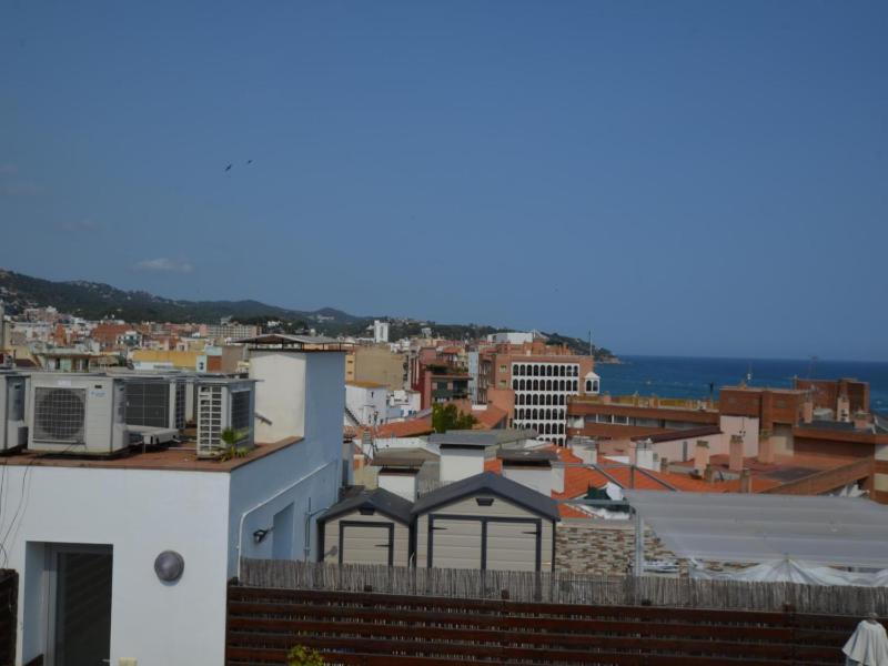 Apartment Sant Trop 5 pax Lloret de mar - image 2