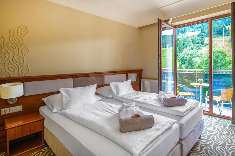 Superior Double Room image 4