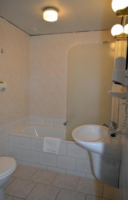 Standard Double Room image 1